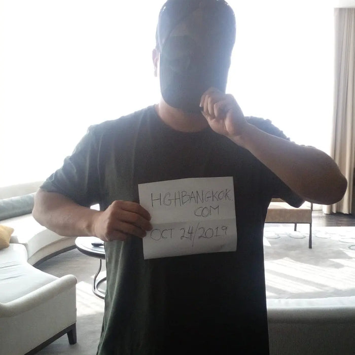 Courier delivery by cash payments in Bangkok